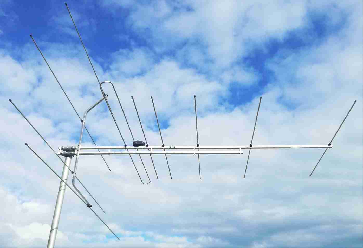 UKW Antenne 2 x XmuX 13Y 2M CCIR horizontal
